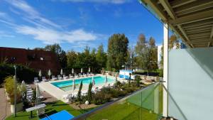 4_fos_medencere_DSC04910_original